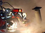 Brand in Mödling (Bild: BFK Mödling/Herbert Wimmer) Brand in Mödling (Bild: BFK Mödling/Herbert Wimmer)